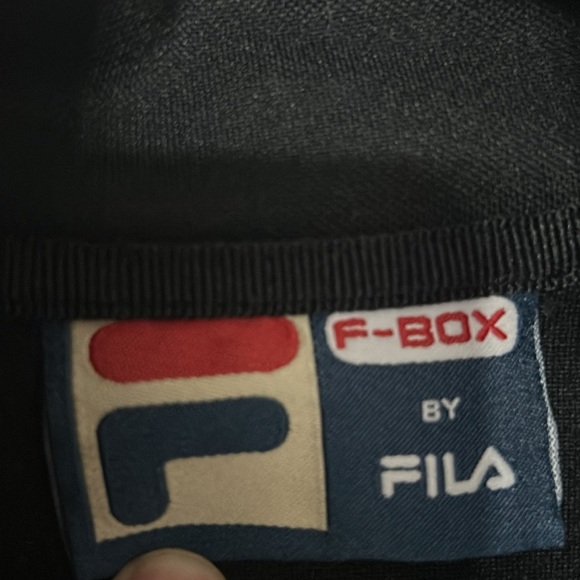 Fila Black Jacket ๐ค๐ค๐ค๐ค๐ค๐ค๐ค๐ค - Picture 4 of 8